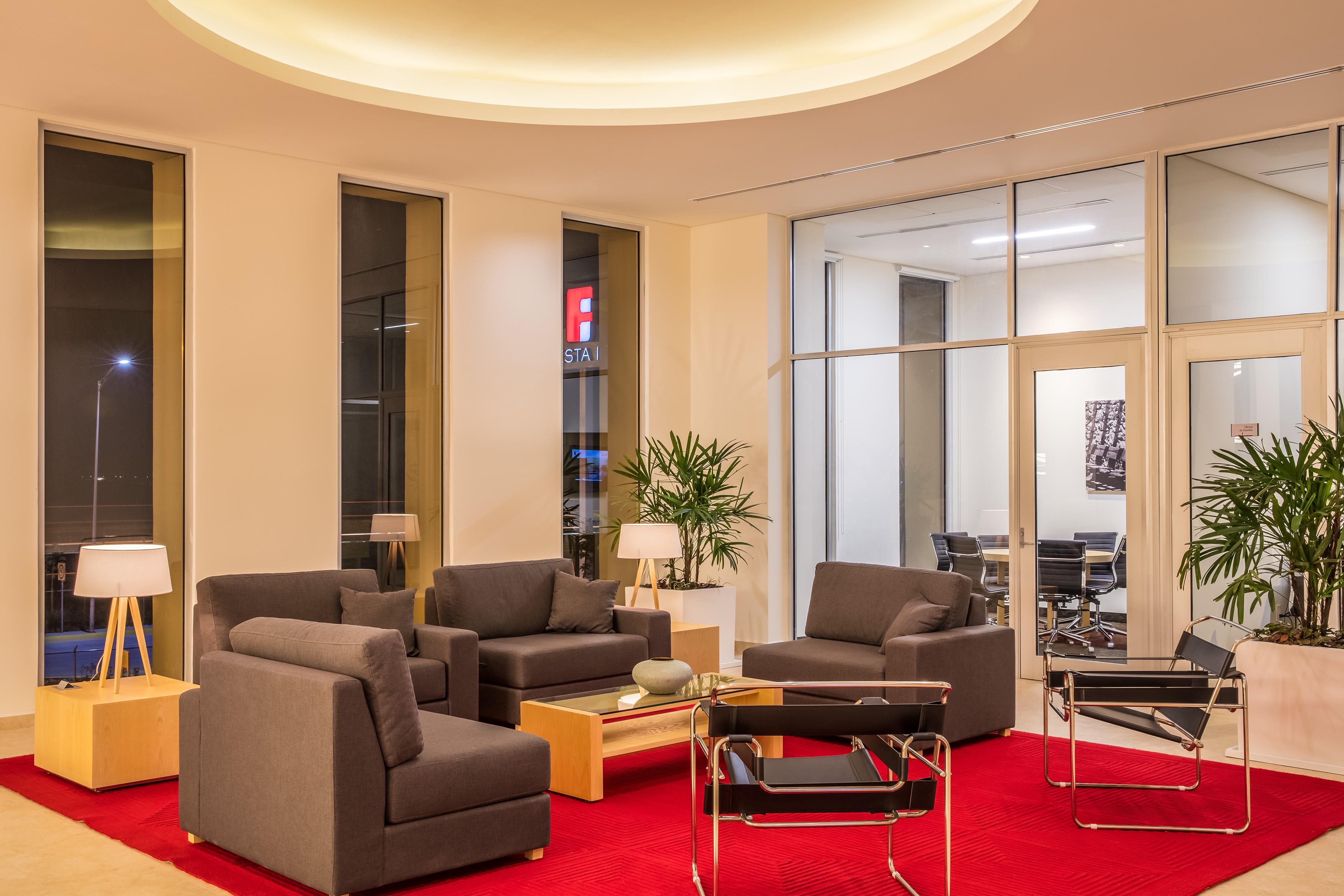 Fiesta Inn Silao Puerto Interior Ngoại thất bức ảnh